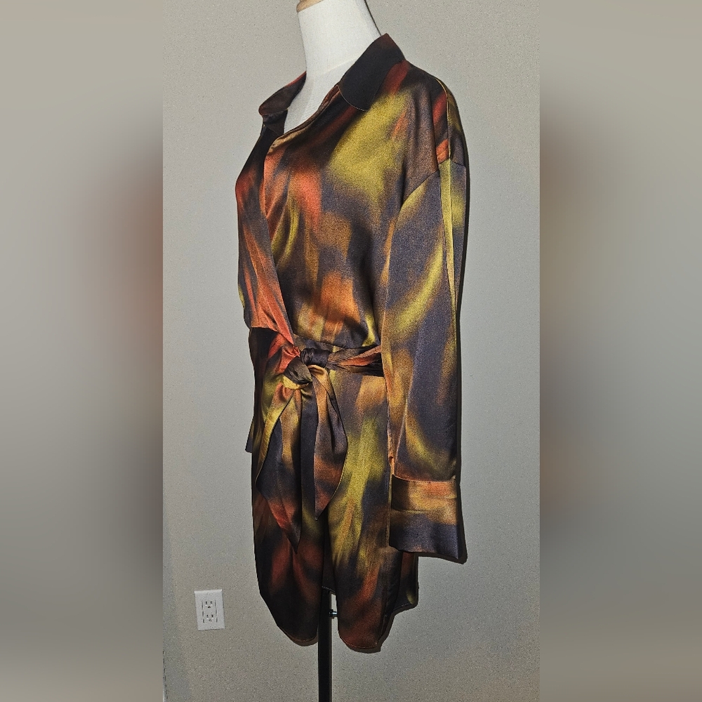 NWT Gianni Bini Avery Long Sleeve Satin Wrap Dress:Border Blur Print:Sizes-10&14 - Picture 3 of 12